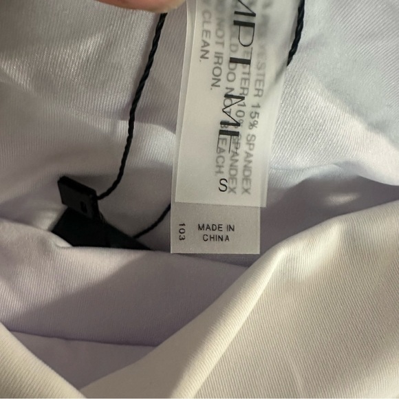 White Bikini Swimwear with Classic Cut - Picture 3 of 3